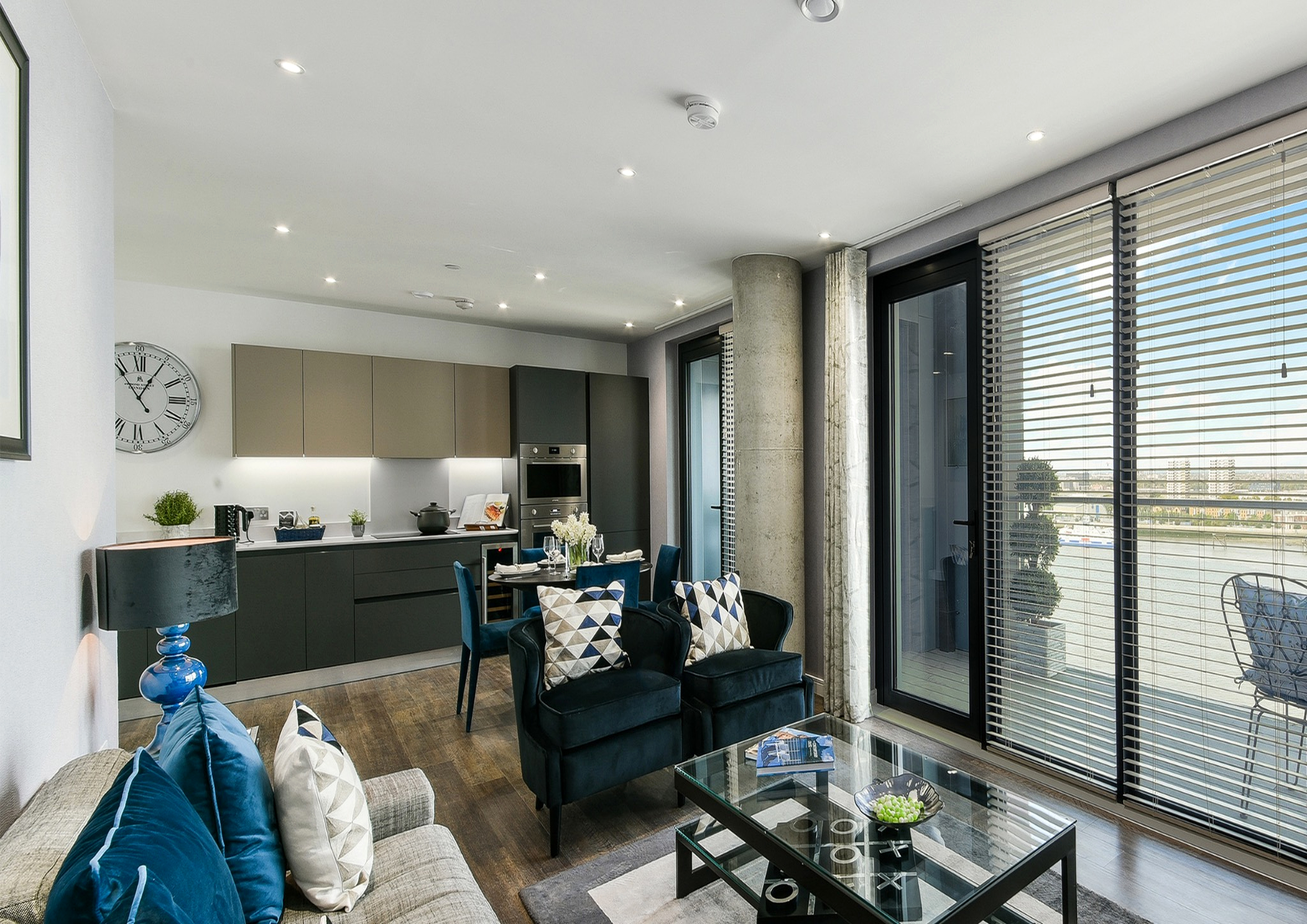 CALLIS YARD - 2 BEDROOM - LIVING ROOM (3)_A4_Landscape_300dpi